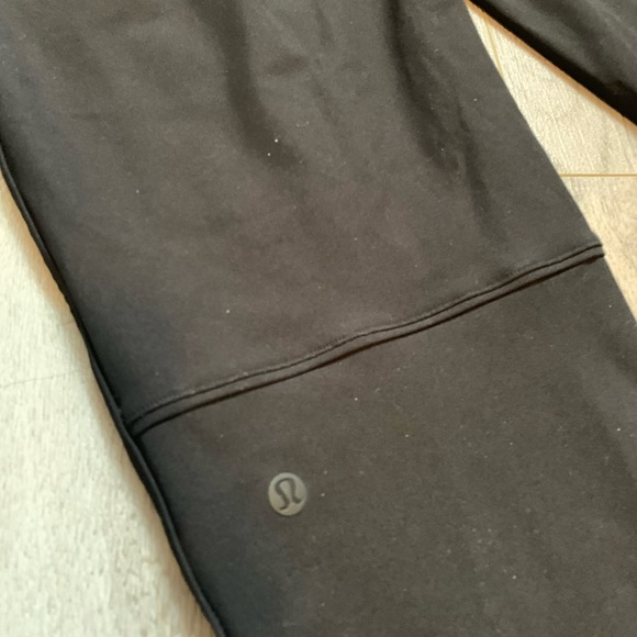 Lululemon Essential High Waisted Trouser Pant Size 2 - Picture 4 of 4